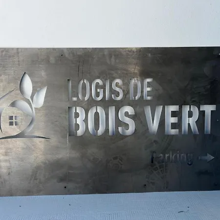 Logis De Bois Homestay
