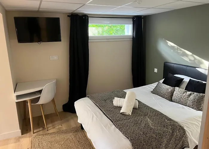 Logis De Bois بريزير